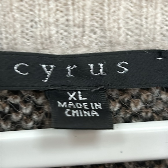 Cyrus Animal Print Sweater XL - Picture 4 of 7